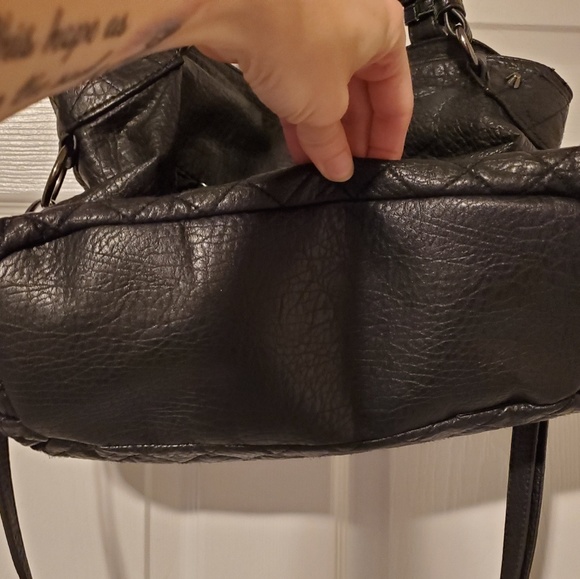 Jessica Simpson Shoulder Bag Chain Detail Black - Picture 3 of 12